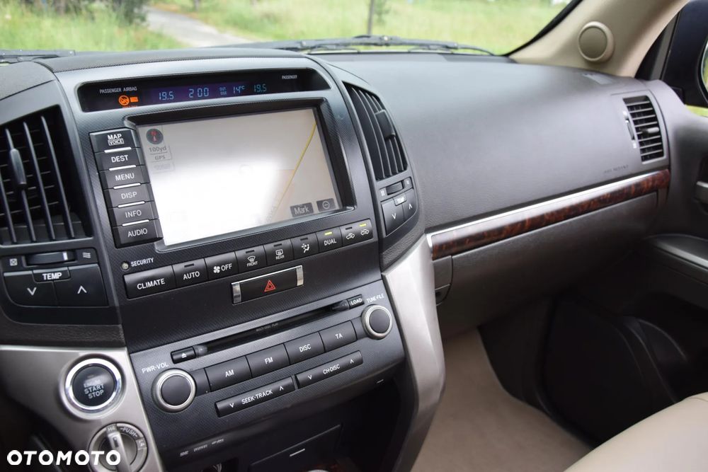 Toyota Land Cruiser LC 4.5 D-4D Sol - 21