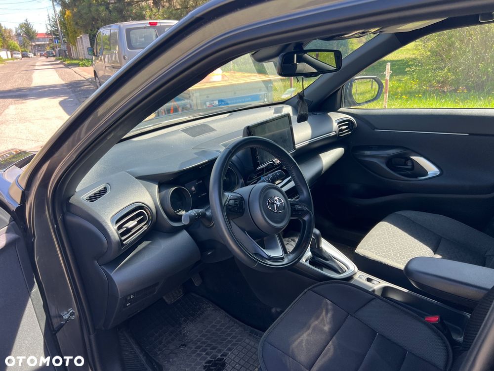 Toyota Yaris - 9