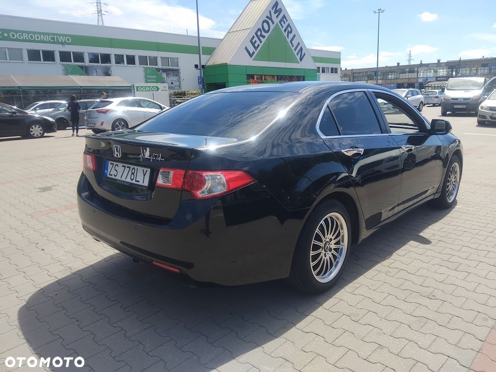 Honda Accord - 4