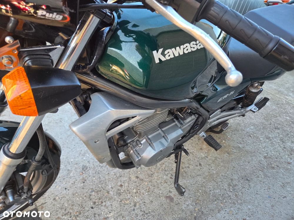Kawasaki ER - 28