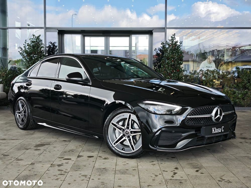 Mercedes-Benz C-Class 2026 photo 4