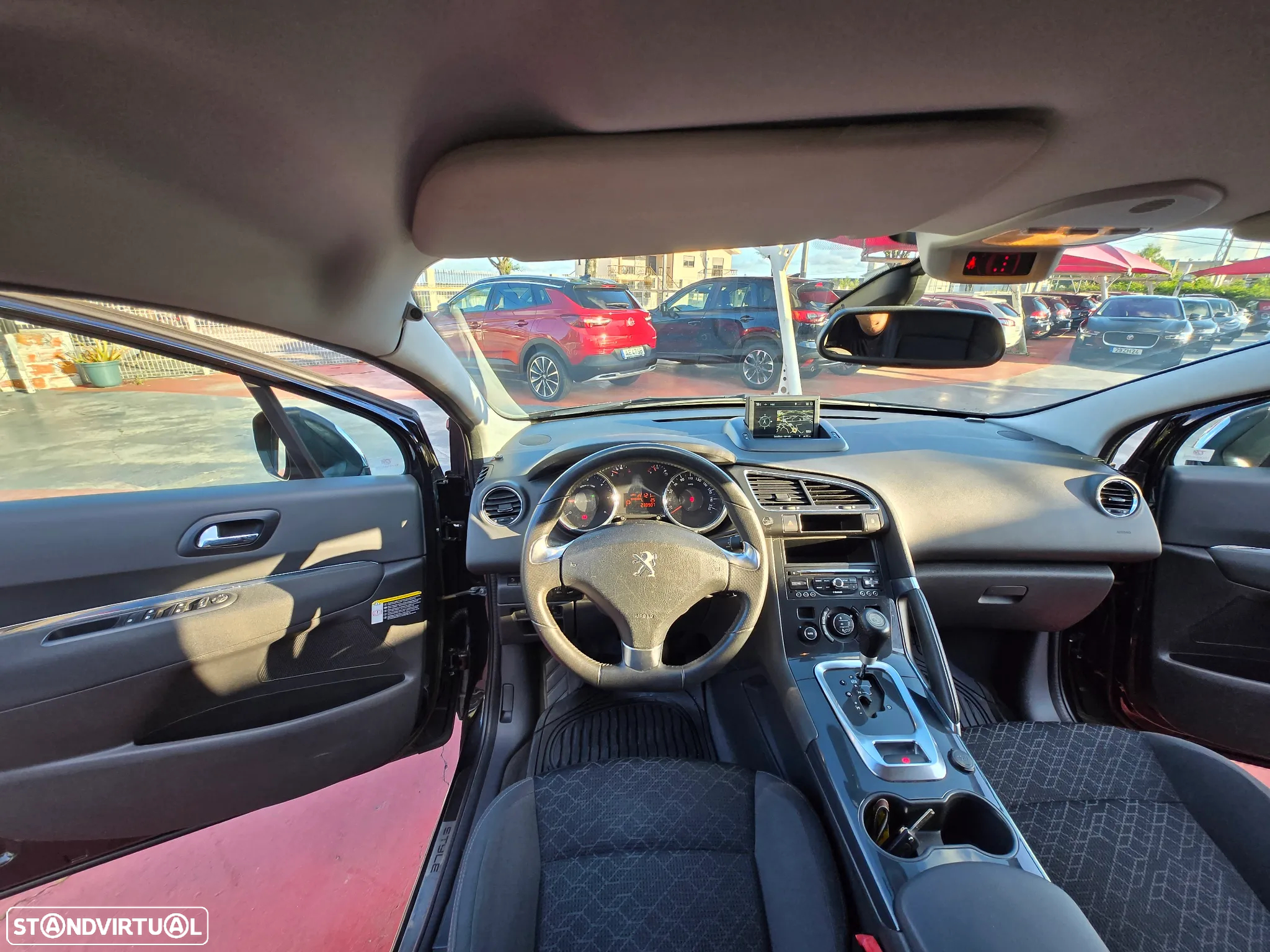 Peugeot 3008 1.6 BlueHDi Style EAT6 - 20