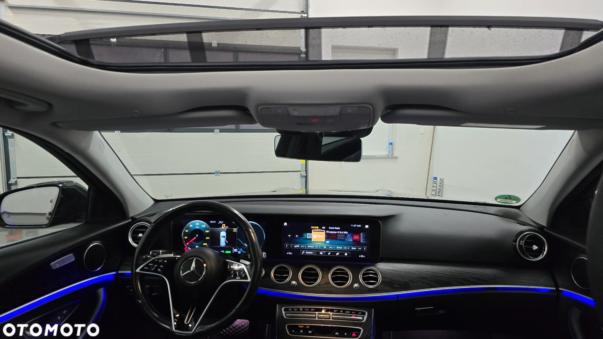 Mercedes-Benz Klasa E 300 de 4Matic T 9G-TRONIC Exclusive - 7