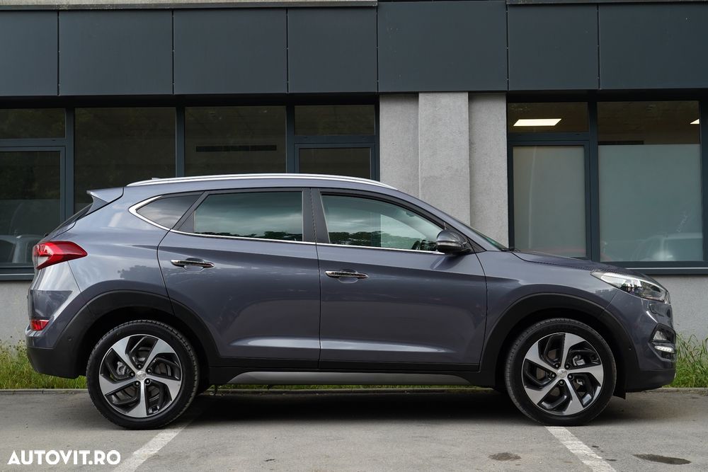 Hyundai Tucson blue 1.7 CRDi 2WD DCT Premium - 24