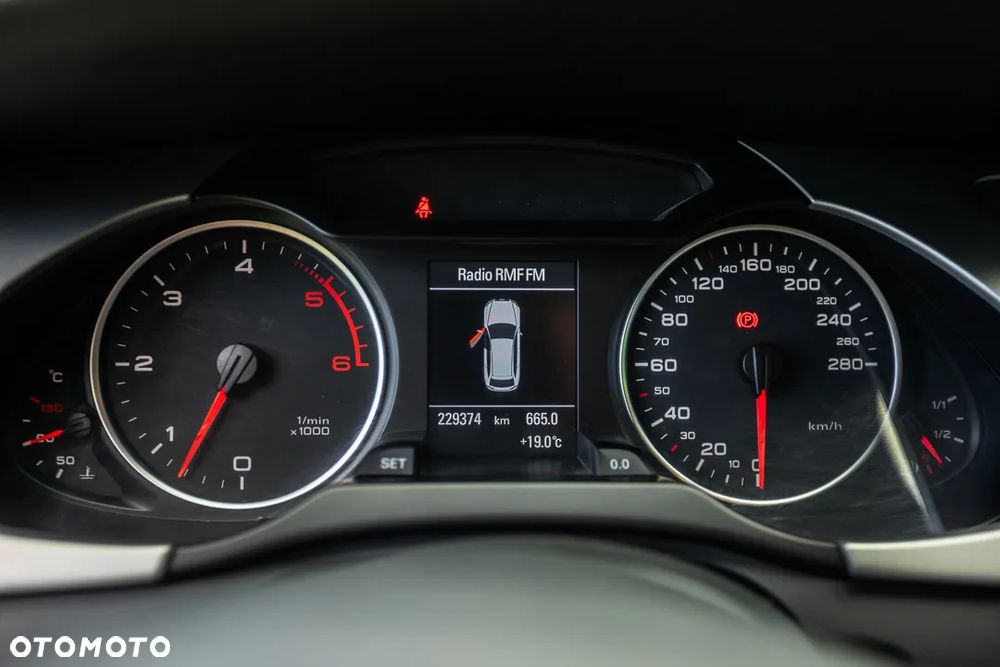 Audi A4 Avant - 30