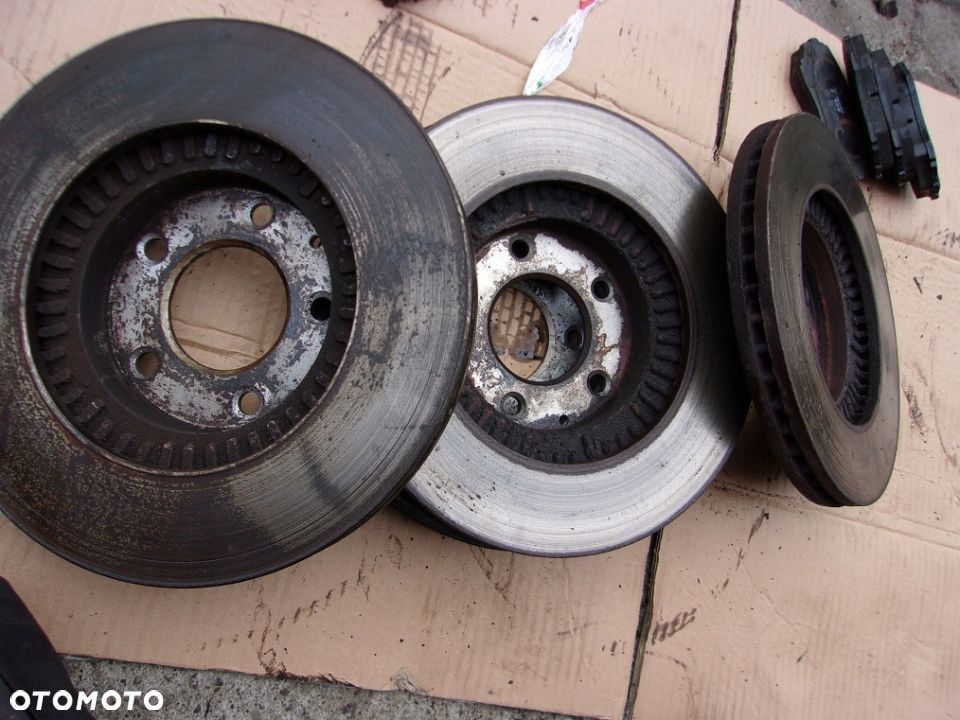Mazda MPV 2.0 citd 02-06 Tarcze hamulcowe  klocki - 4