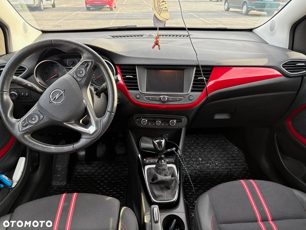 Opel Crossland X - 11
