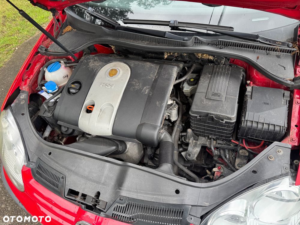 Volkswagen Golf 1.6 FSI Tour - 27