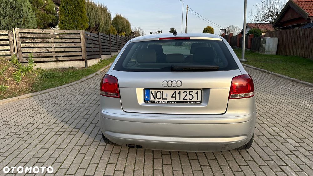 Audi A3 3-drzwiowe 2.0 TDI Attraction - 4