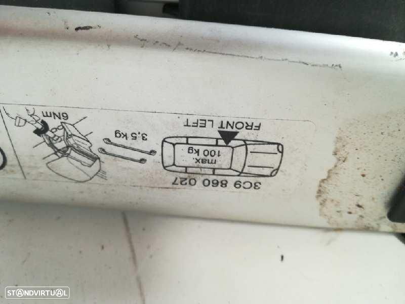 CARREGADOR DE MALAS VOLKSWAGEN PASSAT BERLINA 3C2 - 1