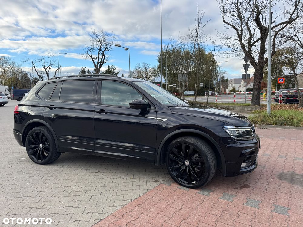 Volkswagen Tiguan - 12