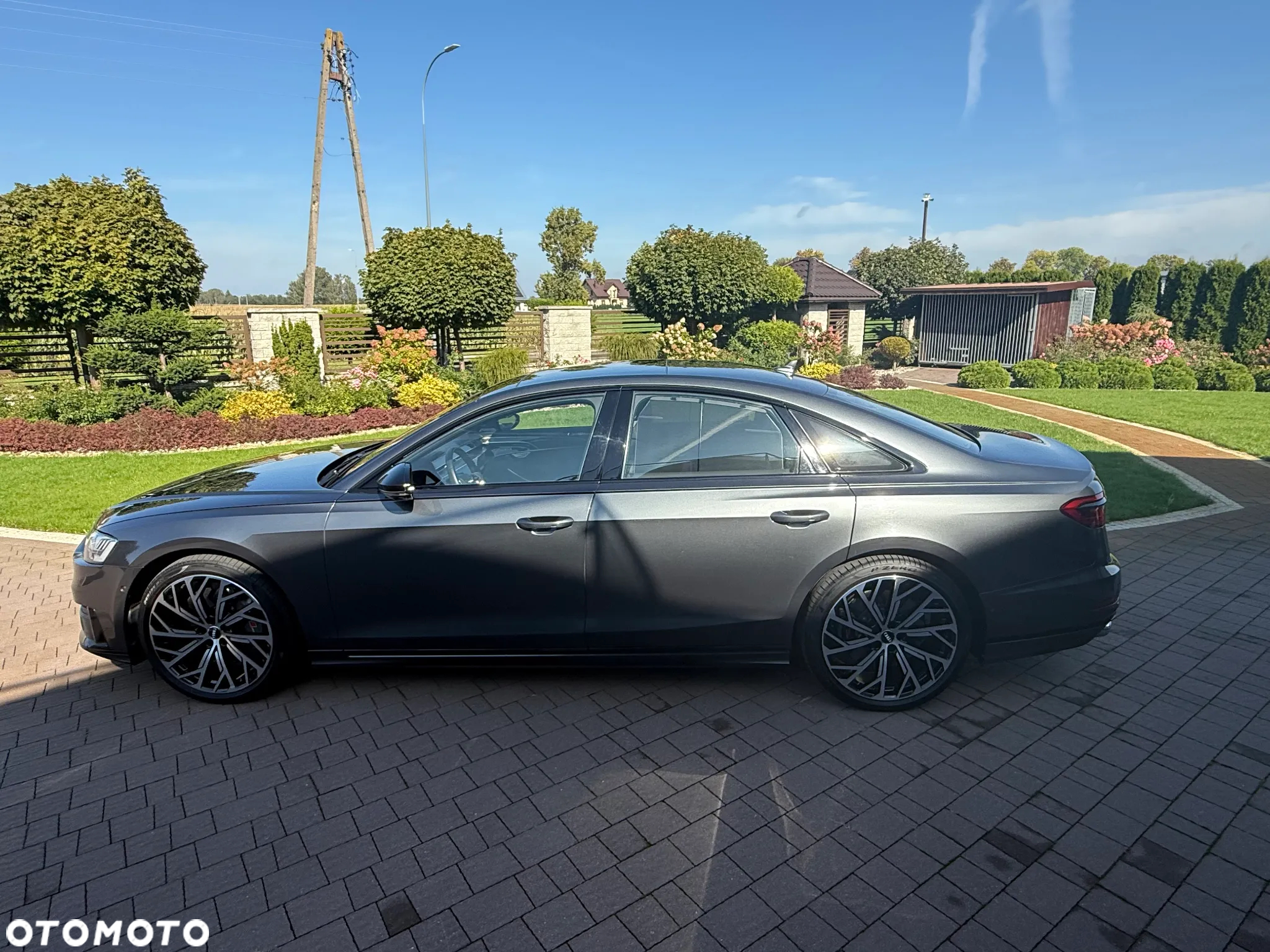 Audi A8 - 10