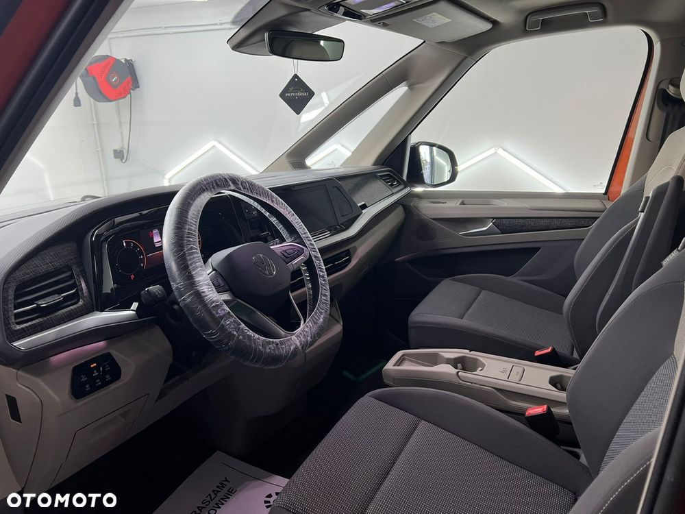 Volkswagen Multivan - 7