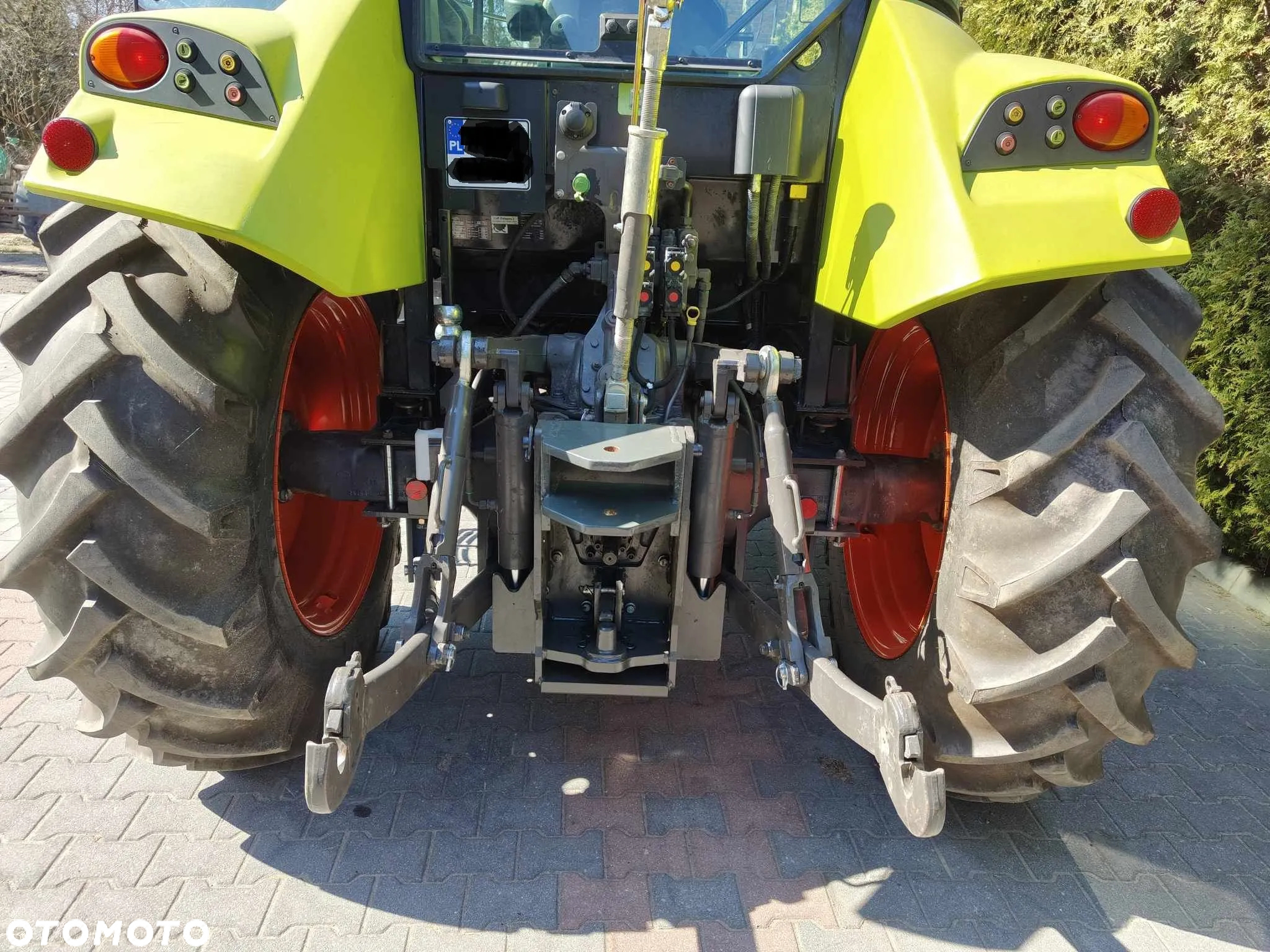 Claas Arion 410 CIS - 11