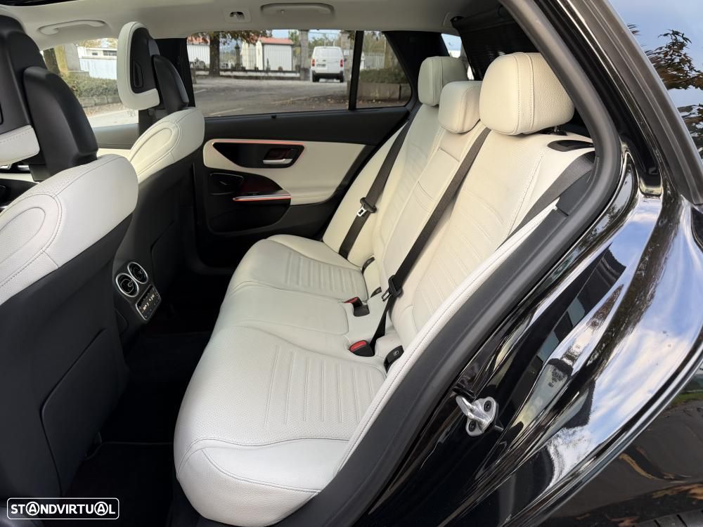 Mercedes-Benz C 300 e T 9G-TRONIC AMG Line Advanced - 26