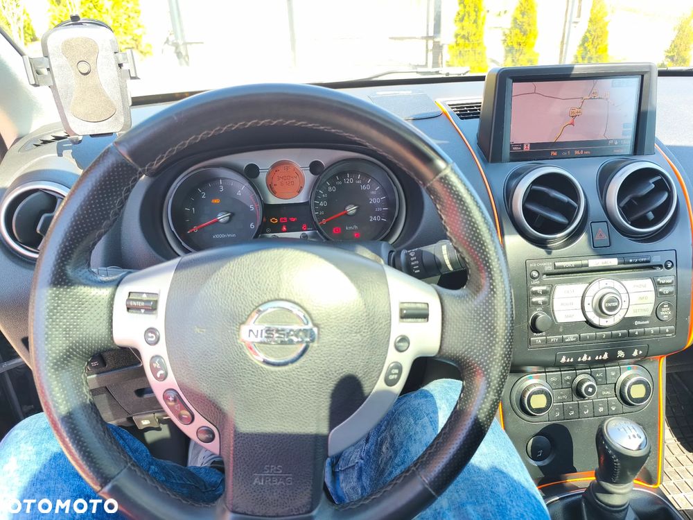 Nissan Qashqai 2.0 dCi 4x4 Tekna Premium - 21