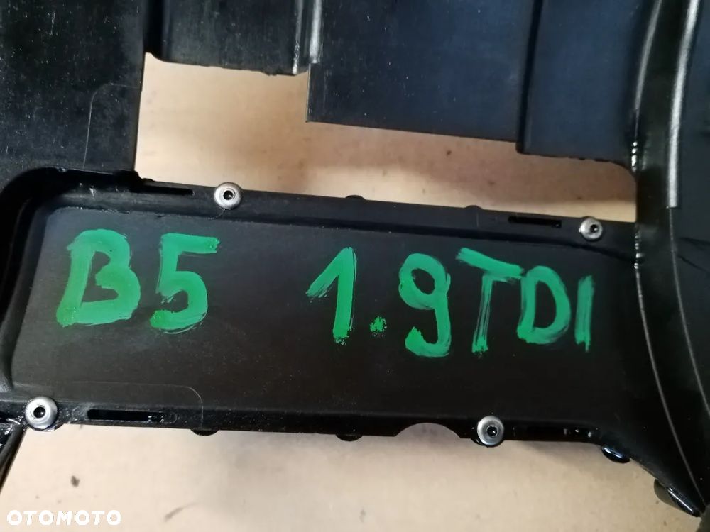 Osłona fali oleju olejowej VW Passat B5 1.9 TDI 06B103623C - 5