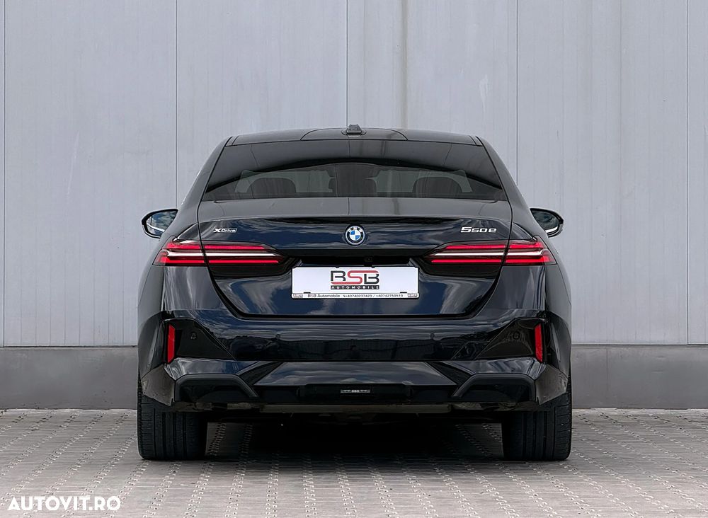 BMW Seria 5 550e xDrive AT PHEV - 12