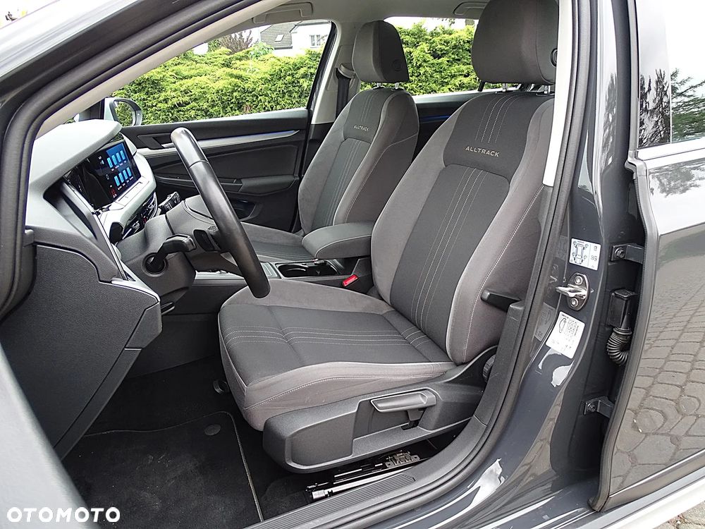 Volkswagen Golf Variant 2.0 TDI 4Motion SCR DSG Alltrack - 5