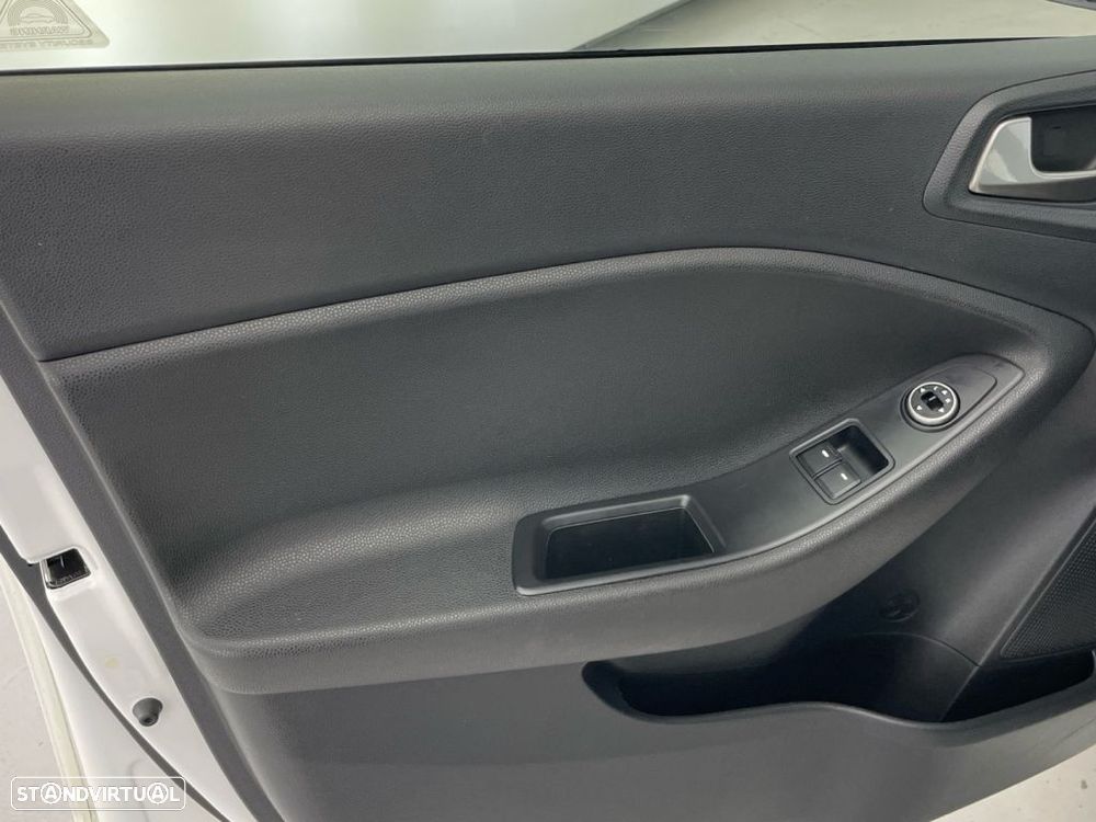 Hyundai i20 1.1 CRDi Access - 17