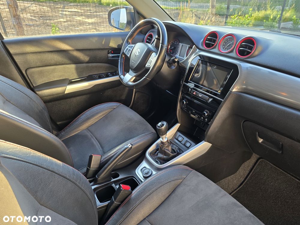 Suzuki Vitara 1.4 Boosterjet Allgrip Comfort+ - 28