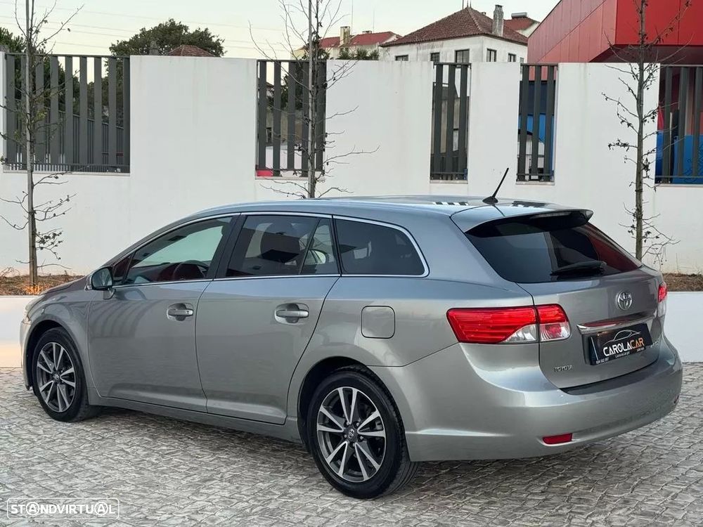 Toyota Avensis SW 2.0 D-4D Exclusive +Navi - 5