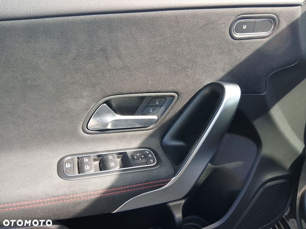 Mercedes-Benz Klasa A 200 AMG Line 7G-DCT - 21