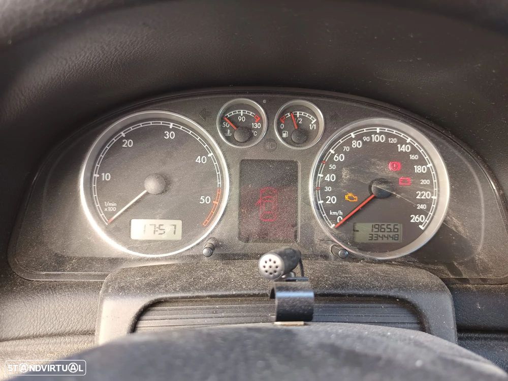 VW Passat Variant 1.9 TDi Highline - 1