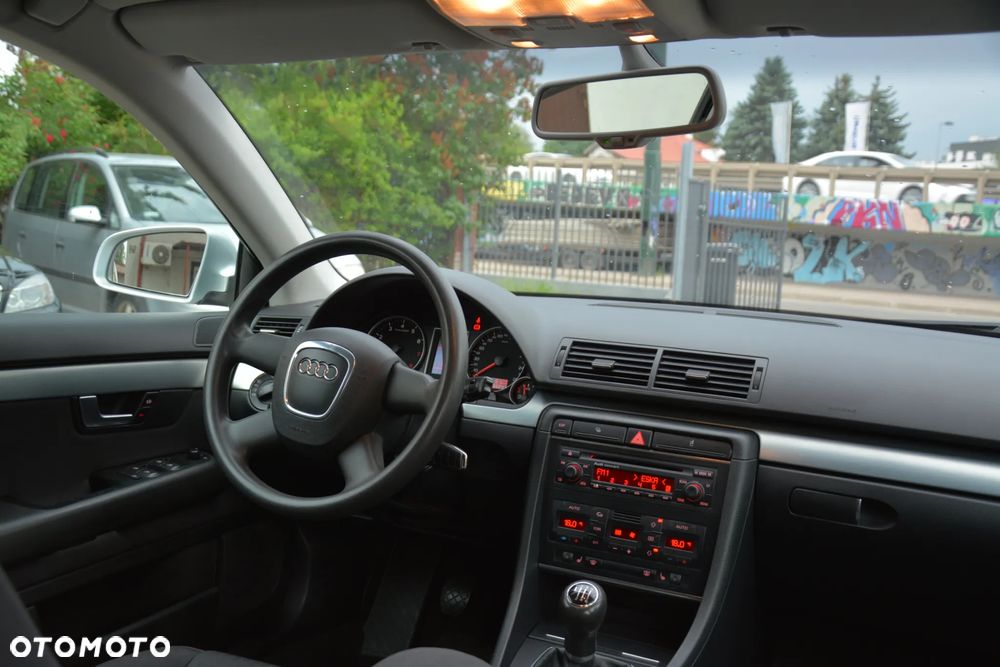 Audi A4 Limousine 2.0T FSI - 8