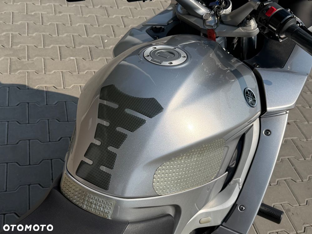 Yamaha FJR - 9
