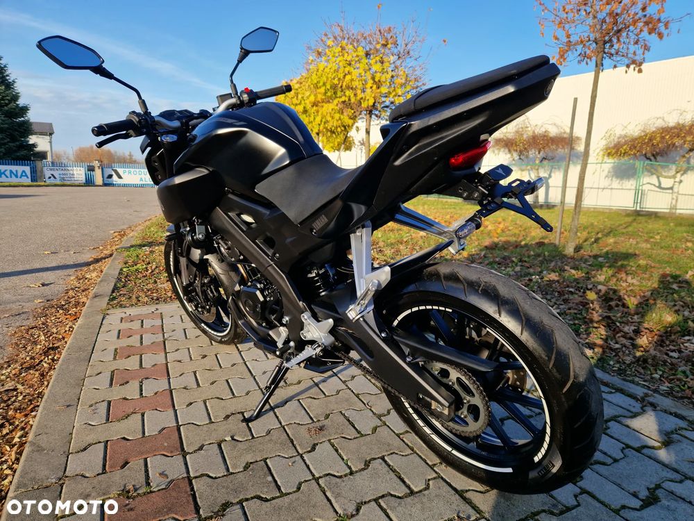 Yamaha YZF - 16
