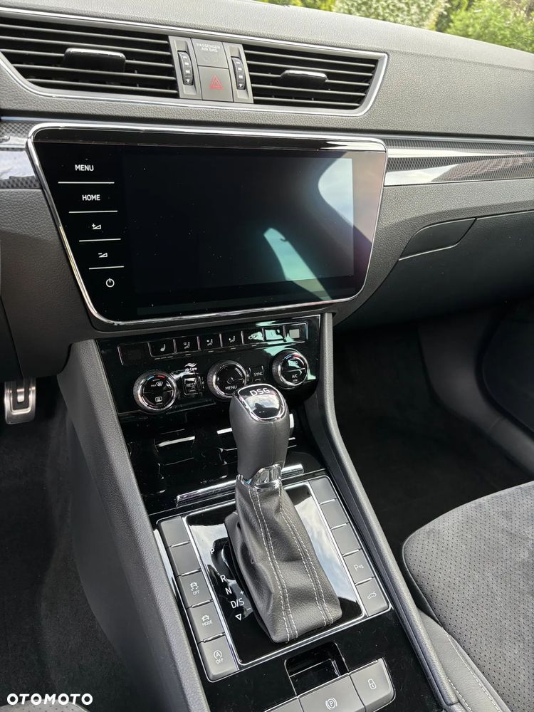 Skoda Superb 2.0 TDI SCR Sportline DSG - 3