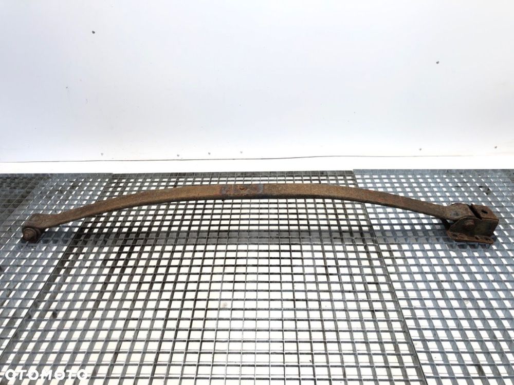 RESOR PRAWY TYŁ  RENAULT MASTER II Autobus (JD) 1998 - 2022 2.5 D 59 kW [80 KM] olej napędowy 1998 - 4