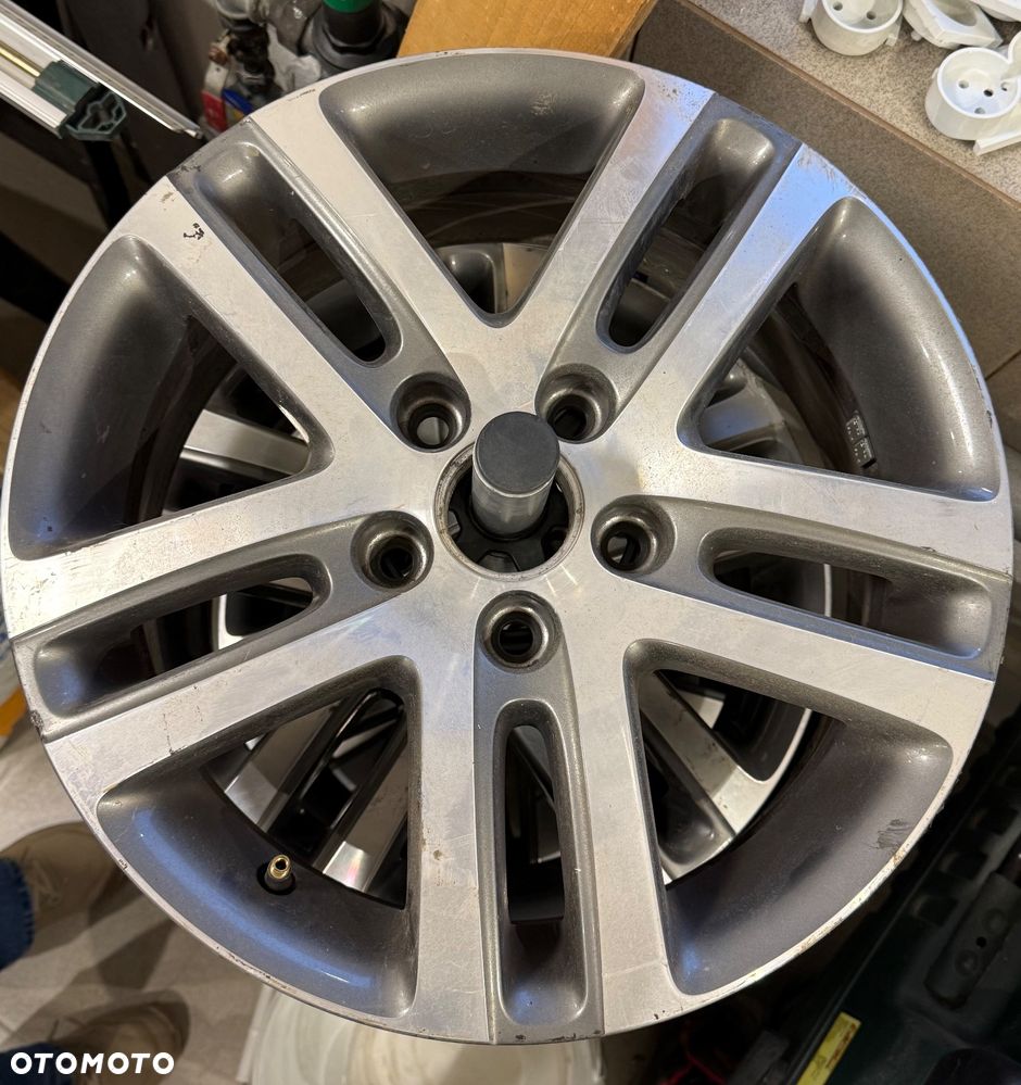 Volkswagen Golf 1.4 TSI Comfortline - 24