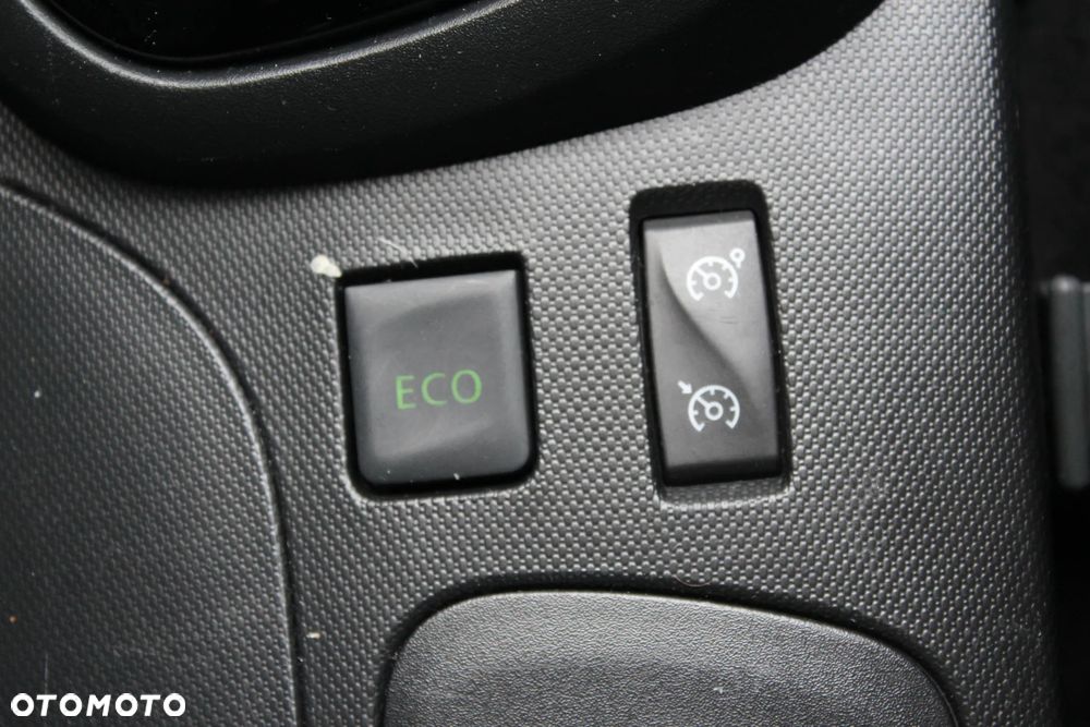 Renault Captur TCe 120 EDC Helly Hansen - 36