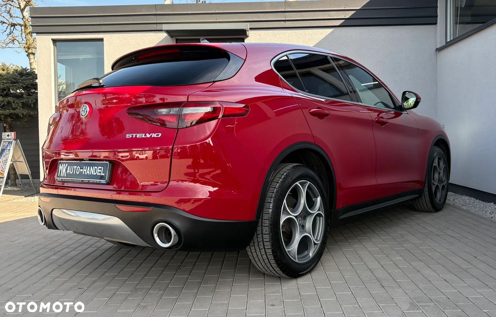 Alfa Romeo Stelvio 2.2 16V AT8 Q4 Veloce - 6