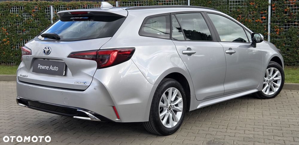 Toyota Corolla 2.0 Hybrid Comfort - 17