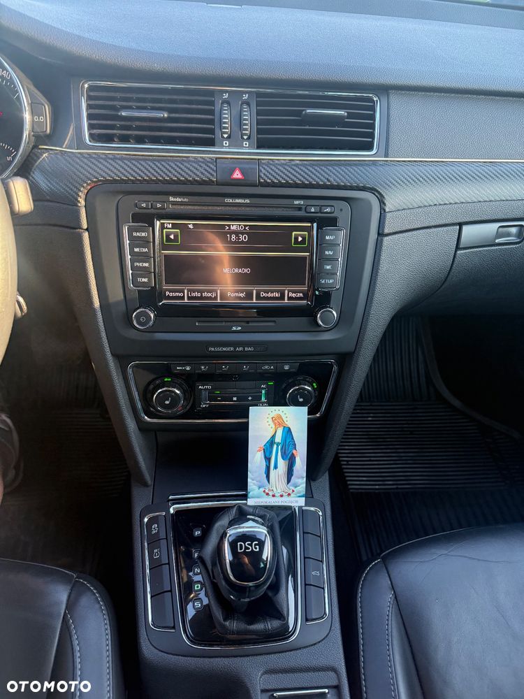 Skoda Superb 2.0 TDI DSG Exclusive - 9