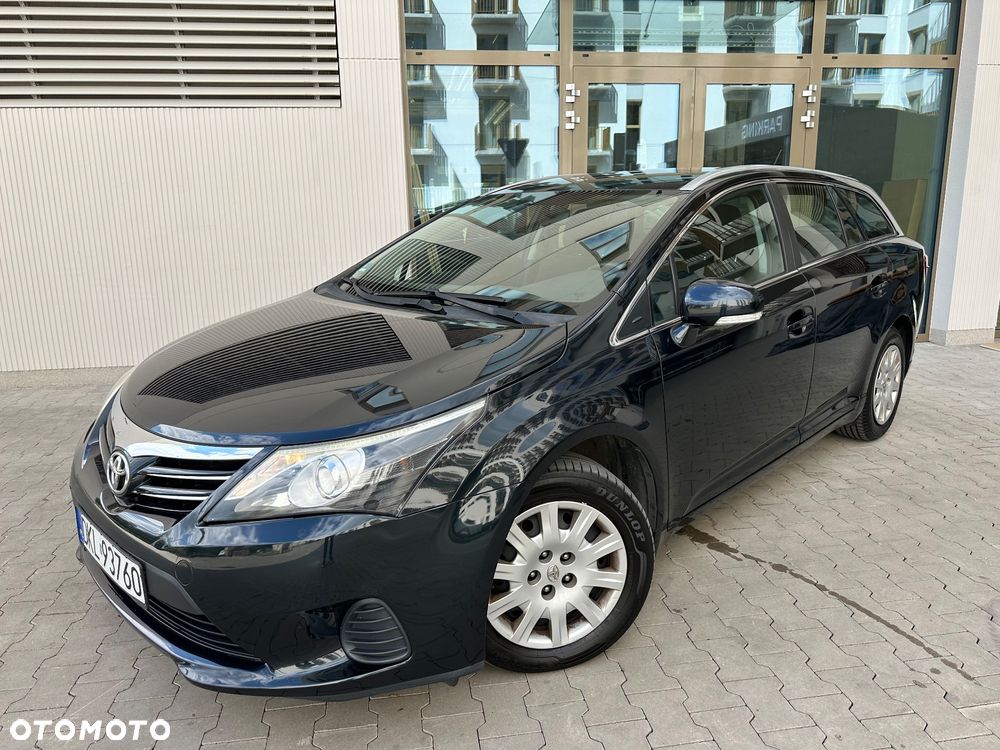 Toyota Avensis 1.6 Luna - 11