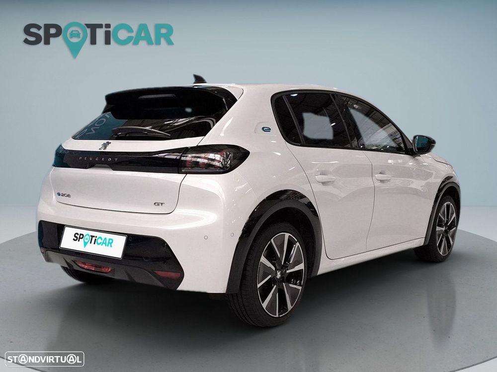 Peugeot e-208 50 kWh GT - 9