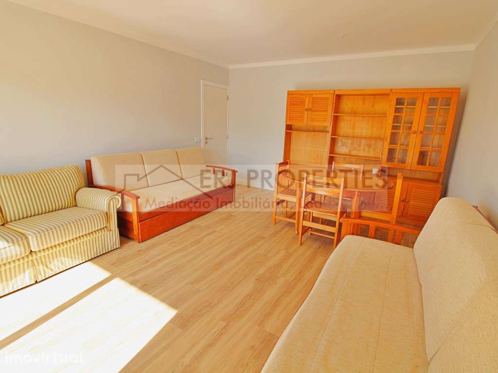 Exclusivo! Excelente T1 em Altura - Grande imagem: 3/11