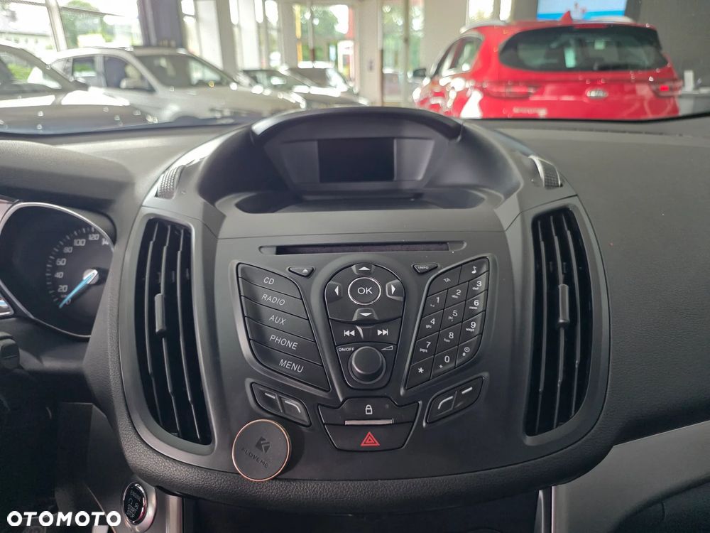 Ford Kuga - 12