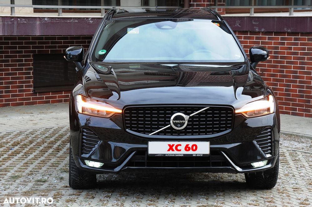 Volvo XC 60 B4 D AWD Plus Dark - 9