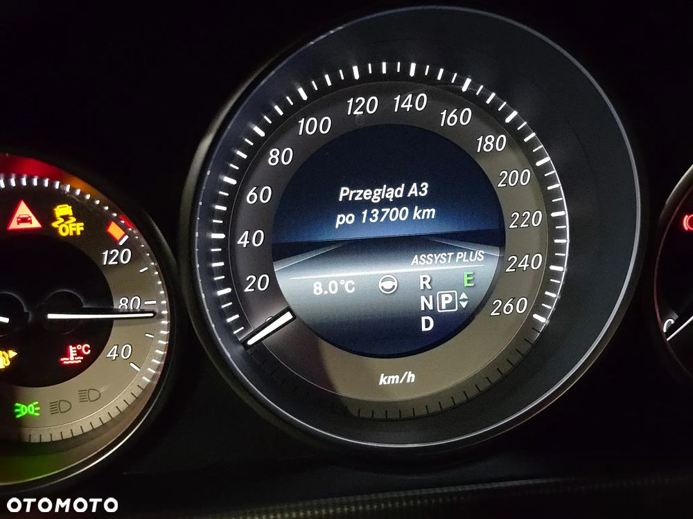 Mercedes-Benz Klasa E 350 BlueTEC 4Matic 7G-TRONIC Elegance - 12