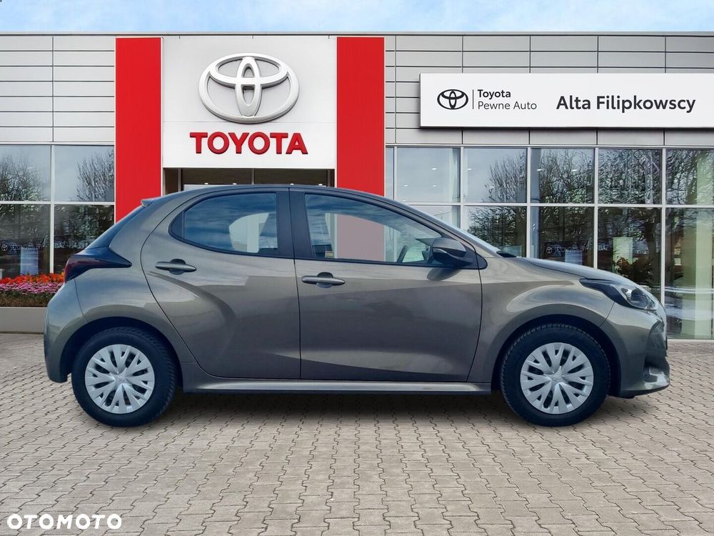 Toyota Yaris - 6