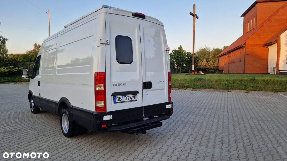 Iveco DAILY 35C13 Klima Elektryka Tempomat Na Bliźniaku Furgon 3os. Hak Serwis - 7