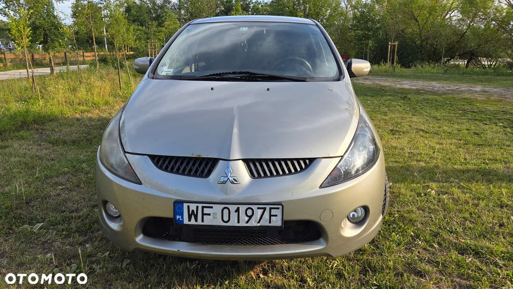 Mitsubishi Grandis 2.0 DID Intense - 9