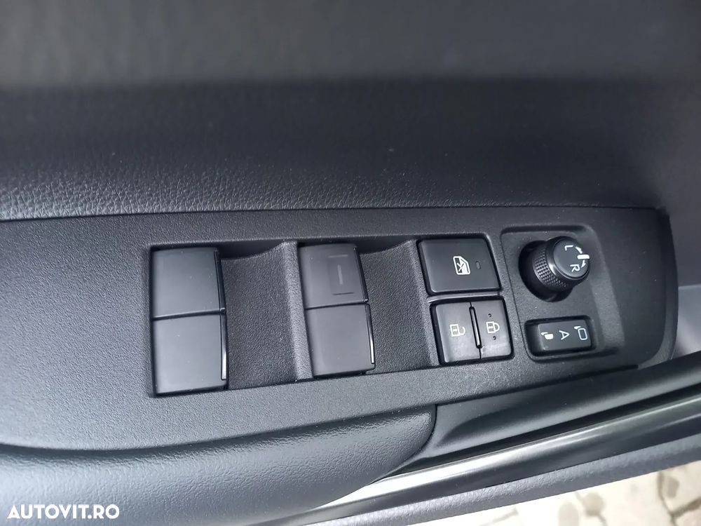 Toyota Corolla Cross 1.8I 2WD Active - 12