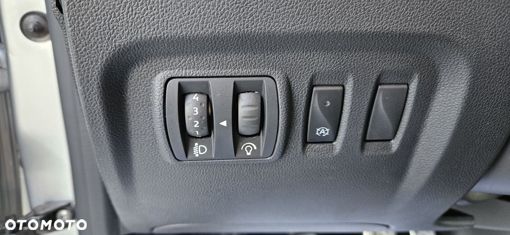 Renault Captur (ENERGY) TCe 90 INTENS - 19