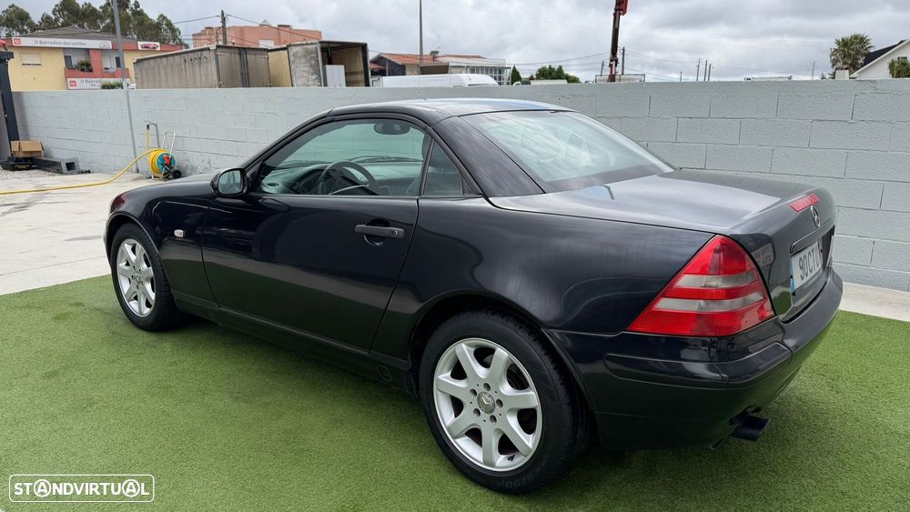 Mercedes-Benz SLK 200 Standard - 9